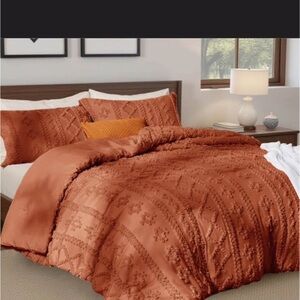 Luxurious Terracotta Comforter Set